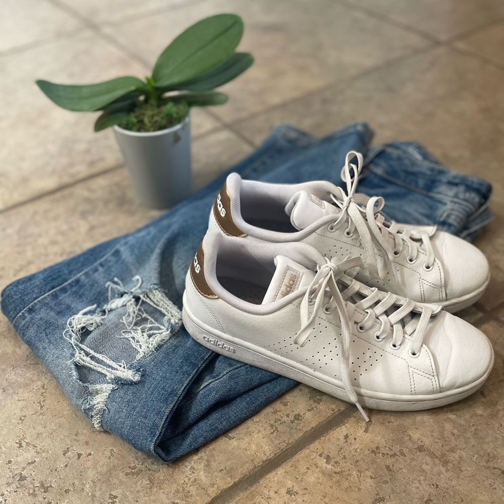 ADIDAS Cloudfoam shoes